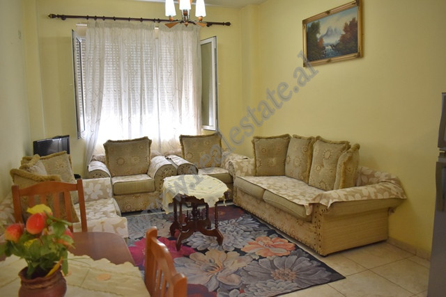 Apartament 2+1 me qira prane Ktheses se Kamzes ne Tirane